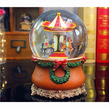 飘亮片雪花旋转木马水晶球八音盒音乐盒圣诞节万圣节生日创意礼物