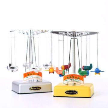 台湾进口旋转飞机八音盒音乐盒创意生日情人节圣诞节礼物家居摆件特别