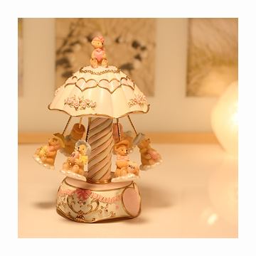 进口树脂旋转小熊八音盒音乐盒天空之城创意送女生日情人节圣诞节礼物