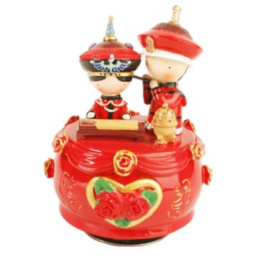 18音树脂旋转凤求凰八音盒音乐盒 曲目《致爱丽丝》 婚庆创意礼品