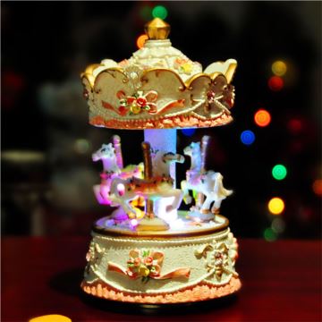 进口旋转木马音乐盒八音盒天空之城创意送女生日圣诞节特别礼物精品