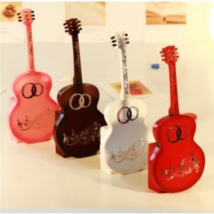 台湾万山戒指图案吉他它八音盒音乐盒家居日用摆件创意生日礼物品送男女生