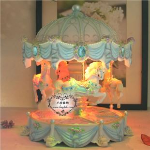 台湾万山可升降旋转木马音乐盒八音盒天空之城创意送女生日圣诞节礼物