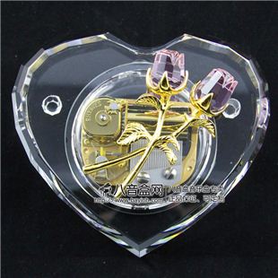 雷曼士30音粉色水晶玫瑰八音盒音乐盒Y30C38A创意结婚庆送女生日礼物